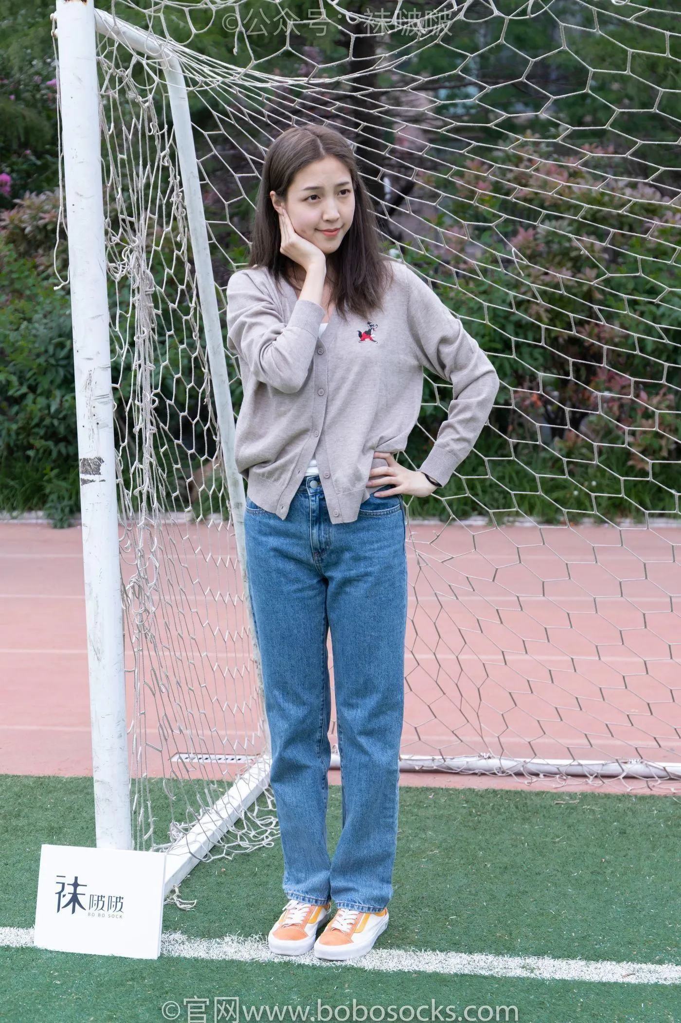 [BoBoSocks袜啵啵]NO.004 泡芙-vans帆布鞋、白棉袜、裸足 [127P]插图6